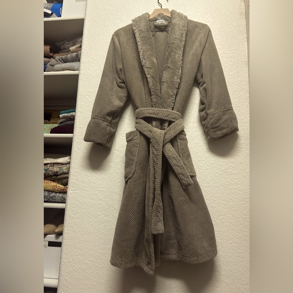 Women's Cozy Gray Robe